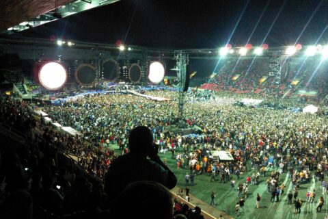 Coldplay in concerto, U.Di.Con.: “Stiamo vigilando sui prezzi”
